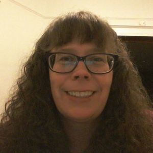 Meet your Posher, Paula